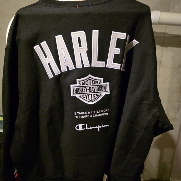 Harley-Davidson Black Sweatshirt New But The Tag Price